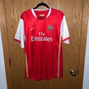 Retro Arsenal 06/07 Jerseys
